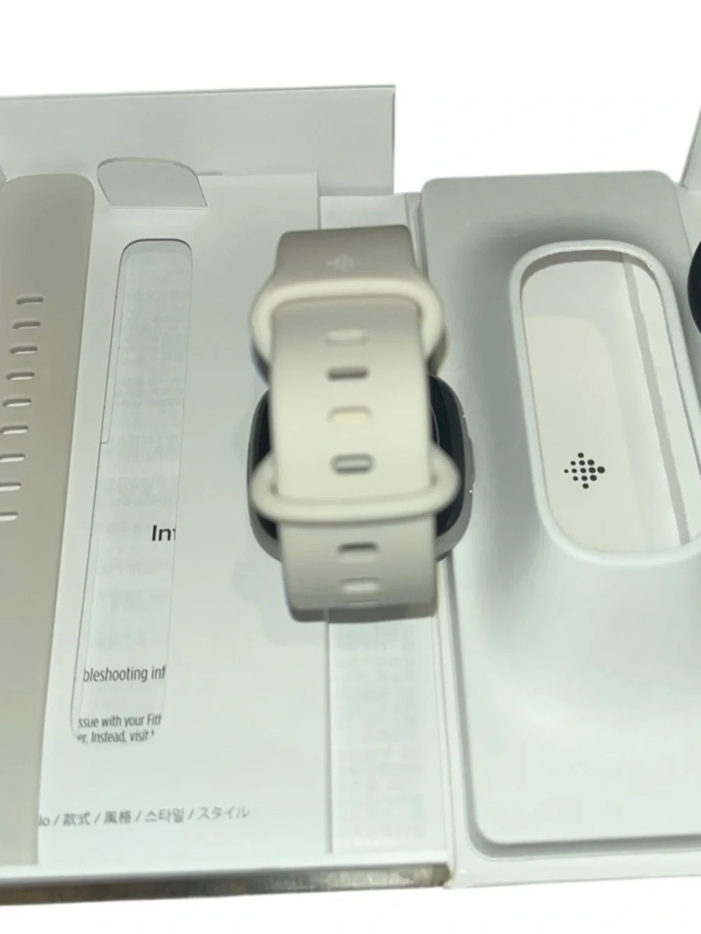 Fitbit Sense 2 Smartwatch Aluminum 24mm * Like New * 2 Bands * Box * Charger